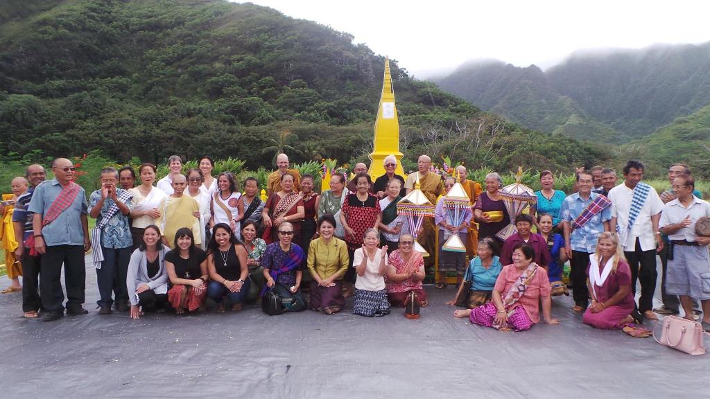 2017 Wat Lao Buddha Sacksith That Luang Group Picture